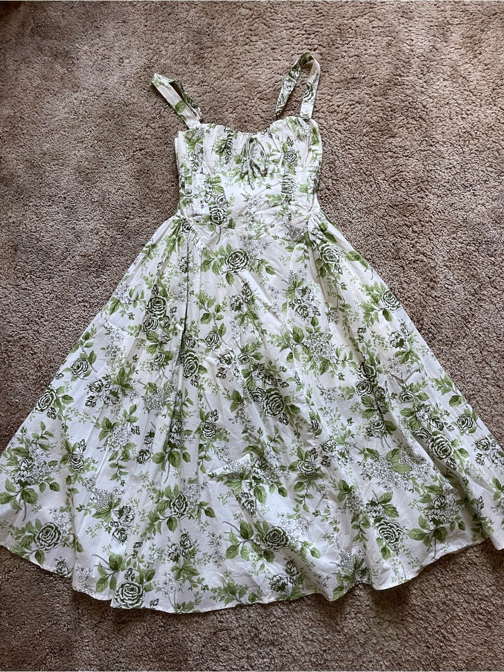 Moon River Women’s Size Medium Garden Girly Romantasy Preppy Floral Midi Dress